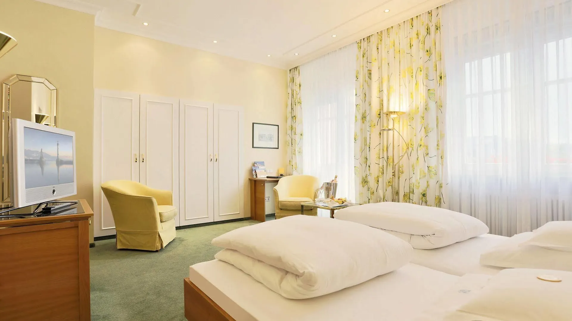 Hotel Reutemann-Seegarten Lindau 4*,  Německo